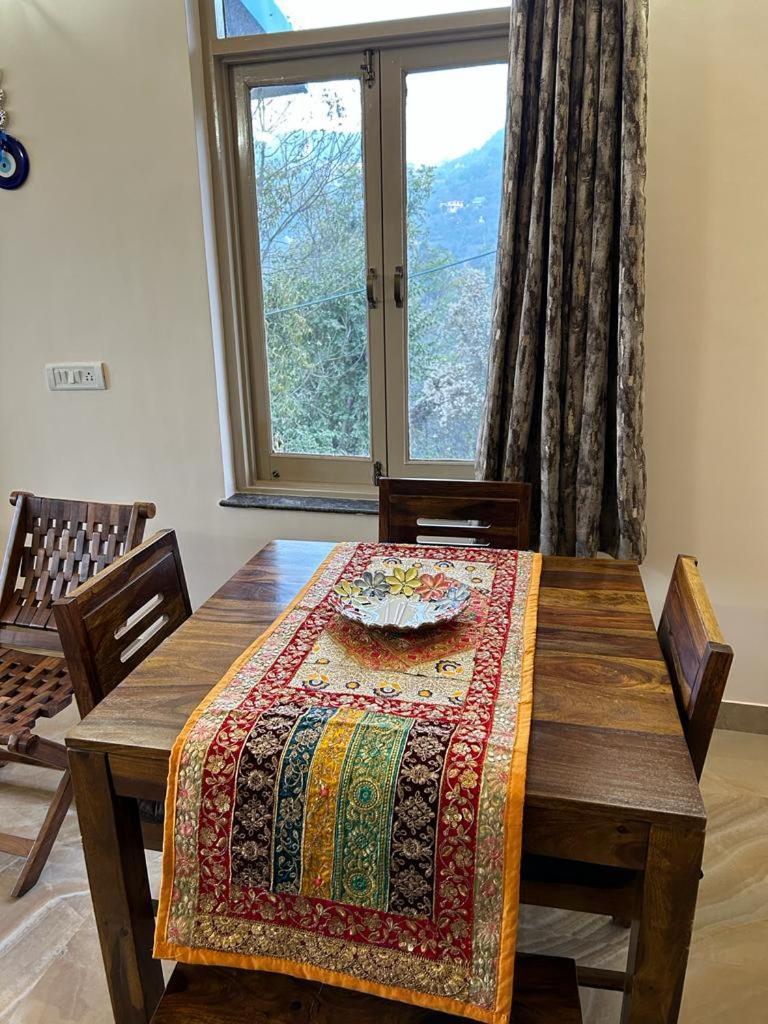 Idyllic Private Cottage W/King Bed + Mountain View Kasauli Exterior foto
