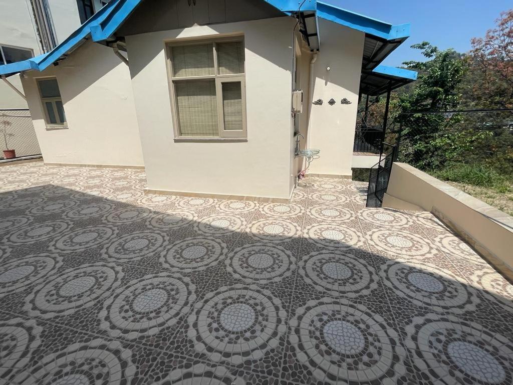 Idyllic Private Cottage W/King Bed + Mountain View Kasauli Exterior foto